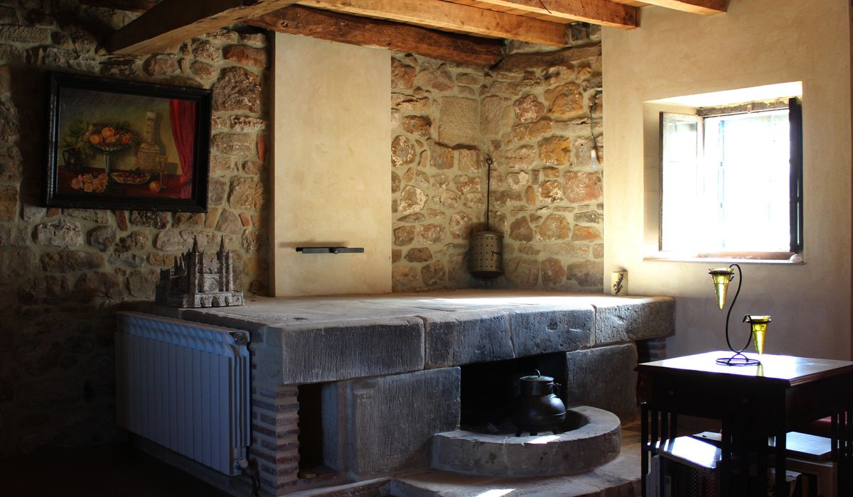 Restoring Period Fireplaces and Original Hearths